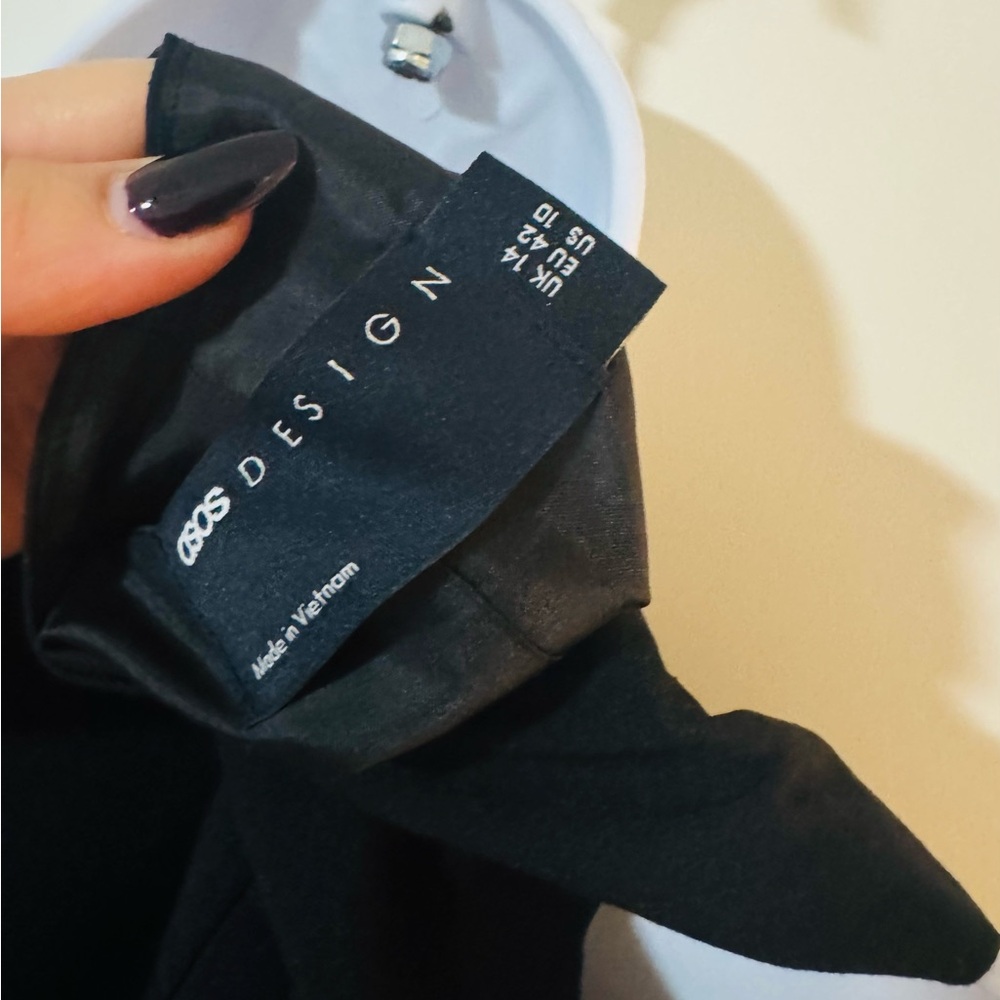 ASOS Black Button-Up Vest - Picture 5 of 5